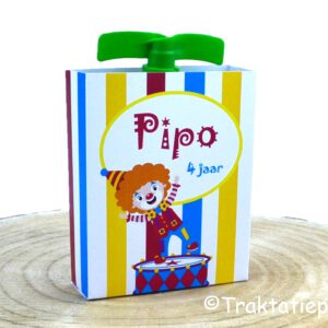 Clown knijpfruit zakje gezonde school traktaties kant en klaar, Traktatiepret.nl